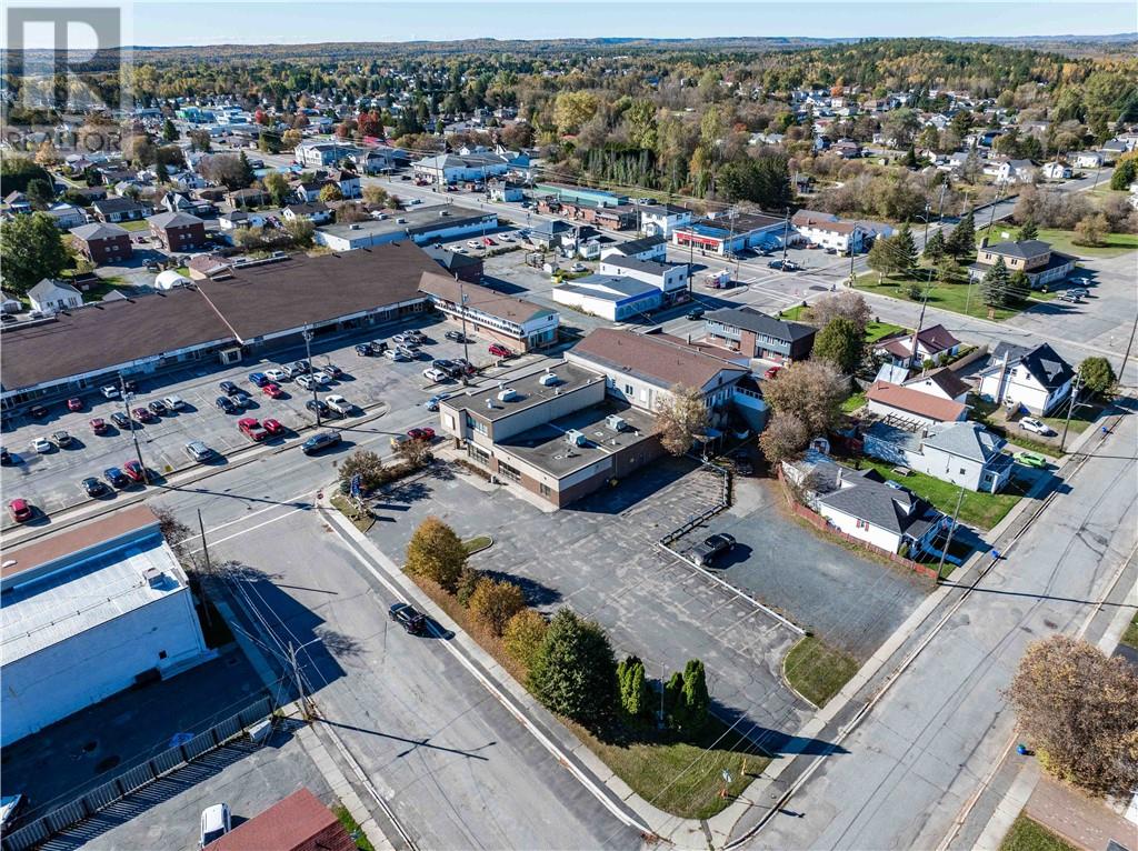 29 Main Street, Chelmsford, Ontario   - Photo 9 - 2125095