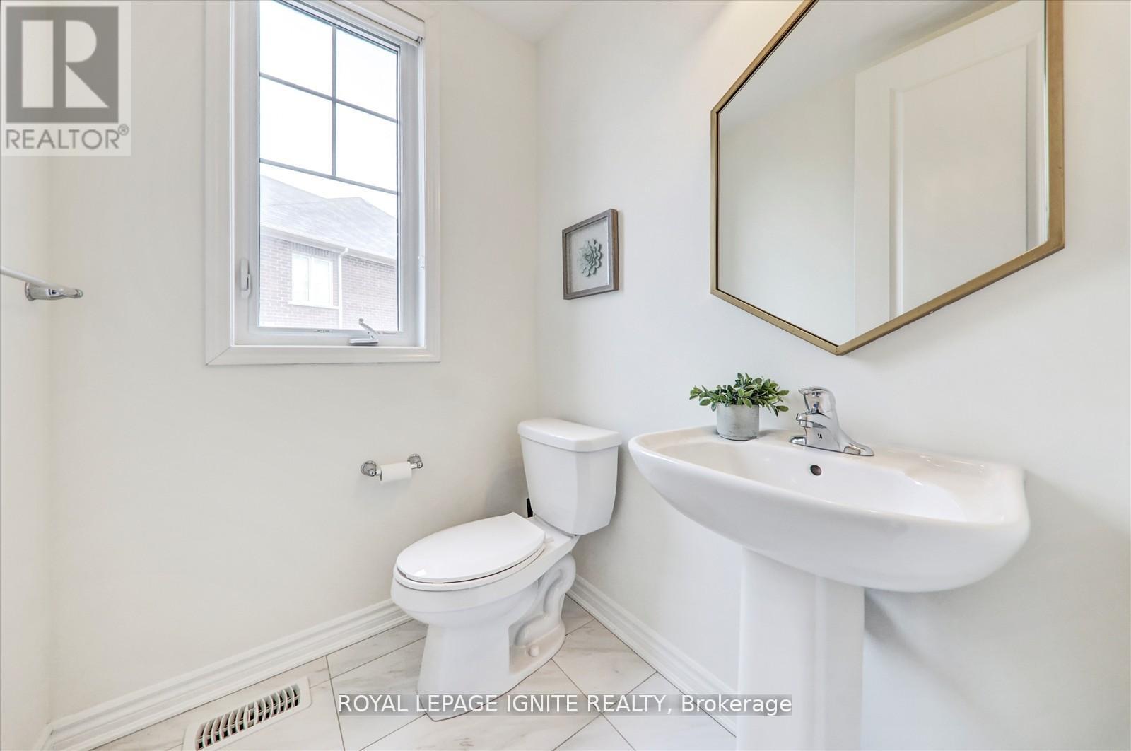 1072 Foxtail Crescent, Pickering, Ontario  L1X 0E7 - Photo 21 - E12456413
