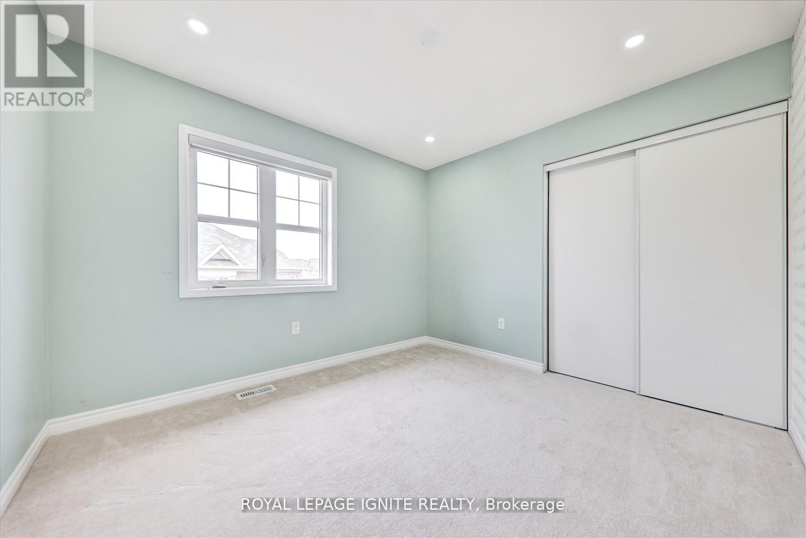 1072 Foxtail Crescent, Pickering, Ontario  L1X 0E7 - Photo 32 - E12456413