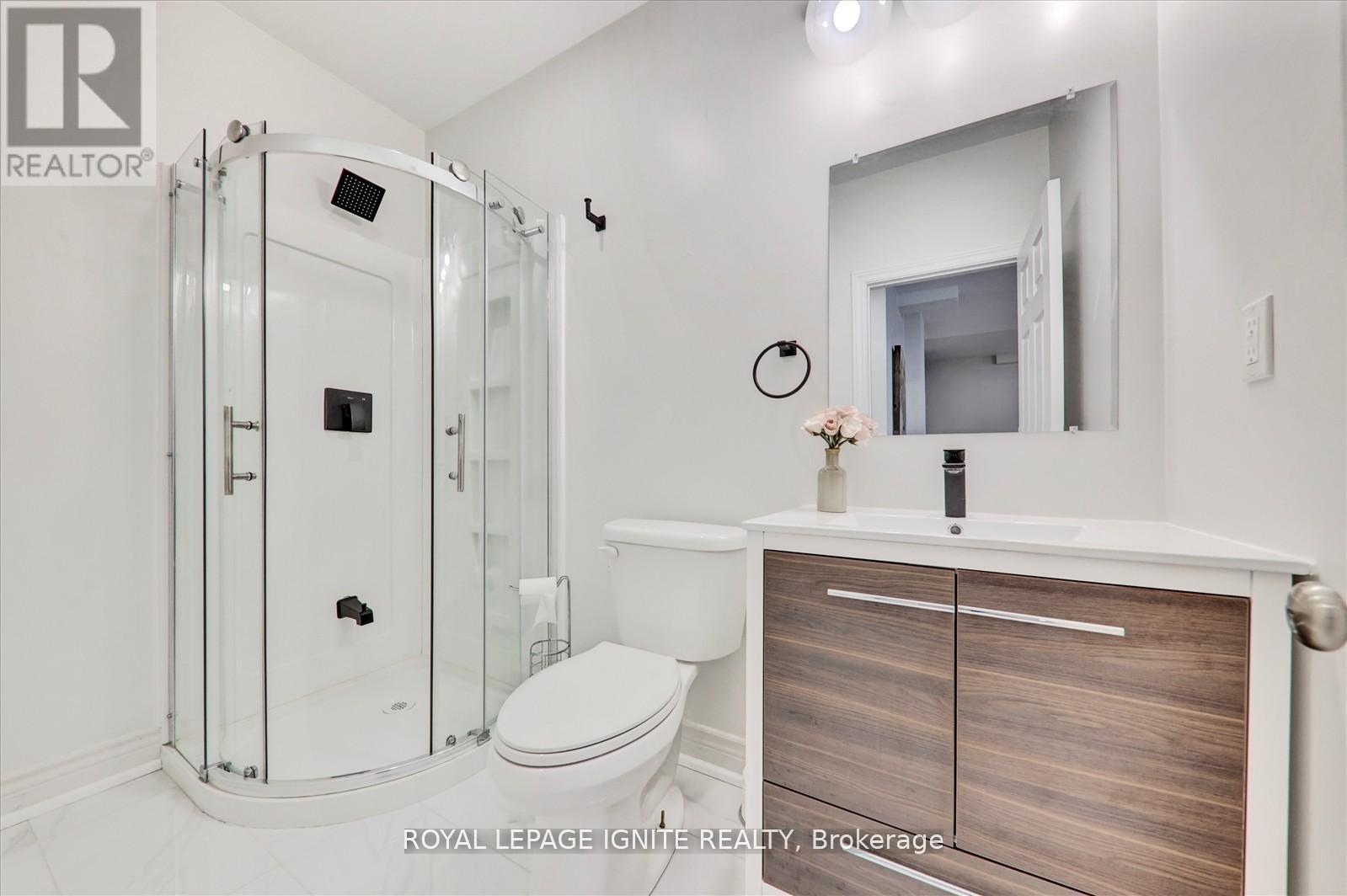 1072 Foxtail Crescent, Pickering, Ontario  L1X 0E7 - Photo 43 - E12456413