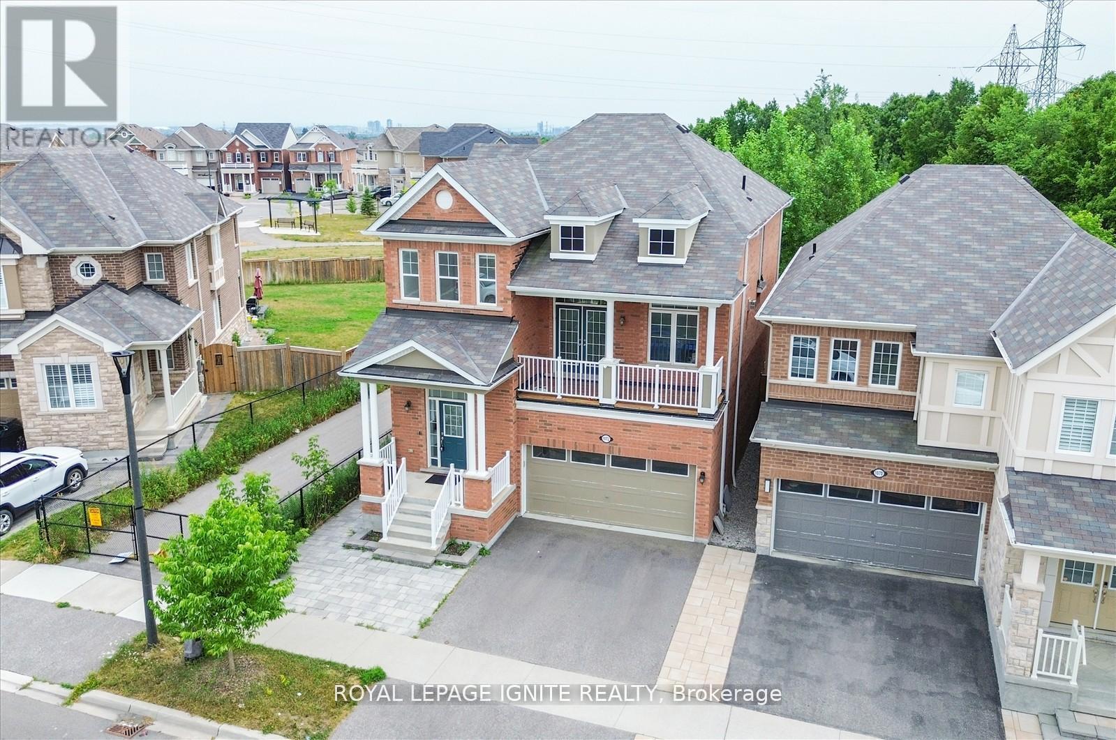 1072 Foxtail Crescent, Pickering, Ontario  L1X 0E7 - Photo 5 - E12456413
