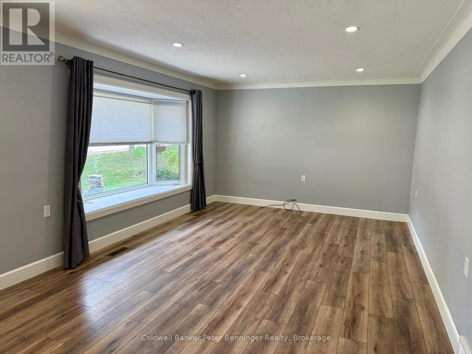 10 Brownlee Street S, South Bruce, Ontario  N0G 2S0 - Photo 11 - X12450122