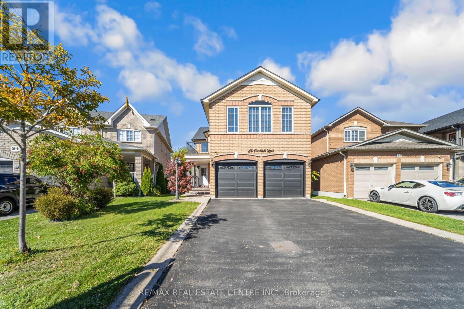 26 PORCHLIGHT ROAD, Brampton, Ontario