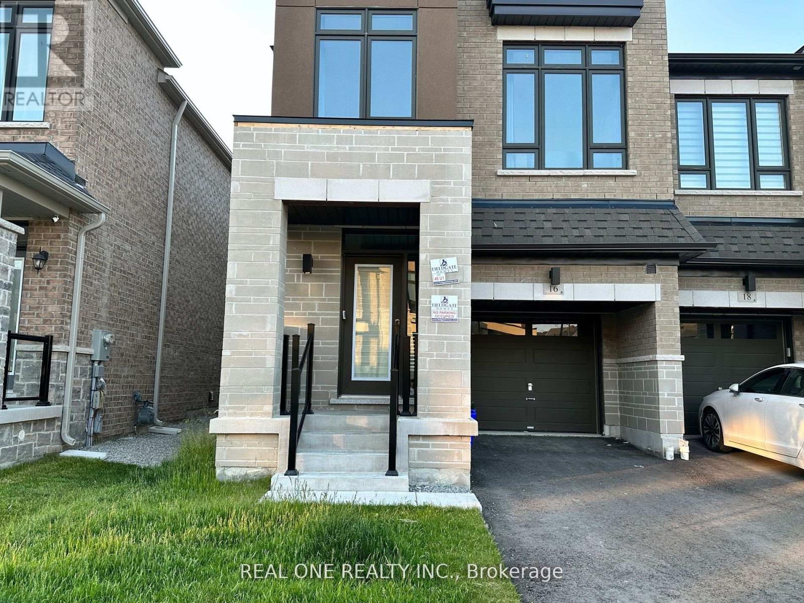 16 HEWISON AVENUE, Richmond Hill, Ontario