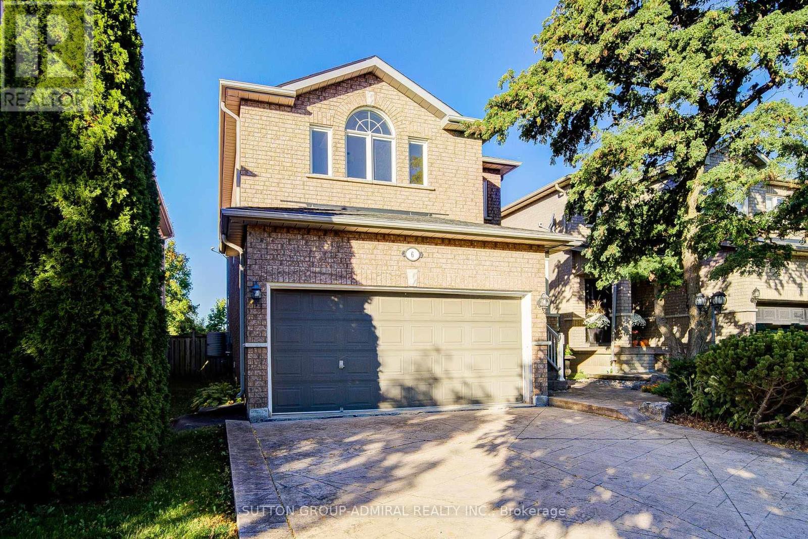 6 Lorridge Street, Richmond Hill, Ontario  L4E 4E6 - Photo 2 - N12456391