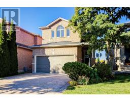 6 LORRIDGE STREET, Richmond Hill, Ontario