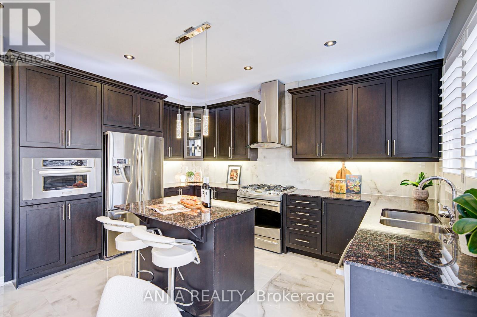 96 Brock Avenue, Markham, Ontario  L6C 0S7 - Photo 17 - N12456402