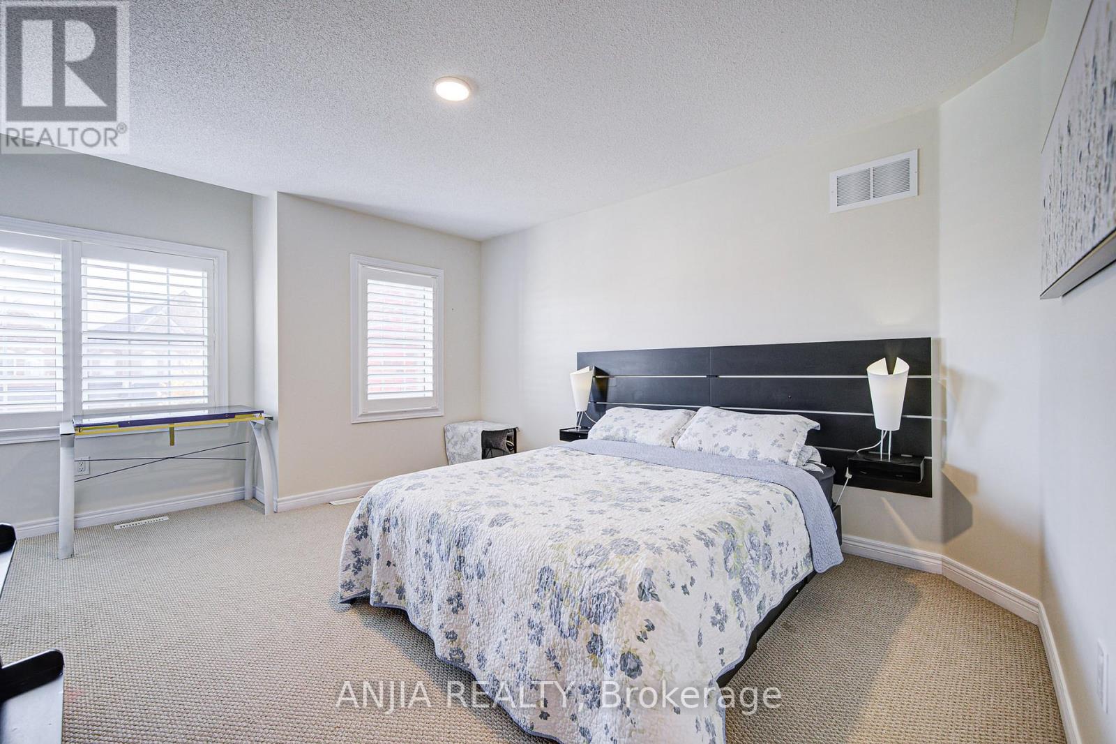 96 Brock Avenue, Markham, Ontario  L6C 0S7 - Photo 22 - N12456402