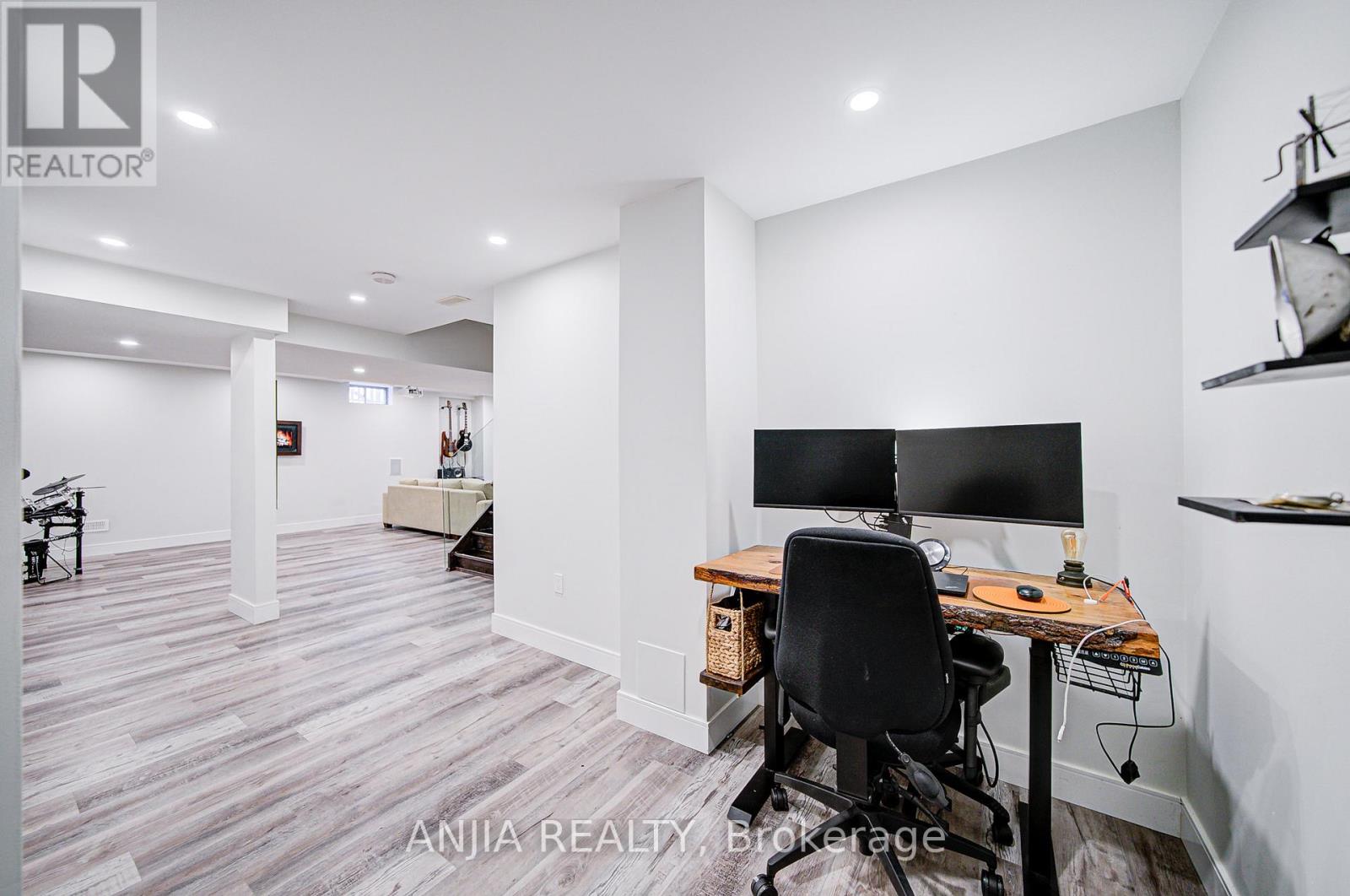 96 Brock Avenue, Markham, Ontario  L6C 0S7 - Photo 32 - N12456402