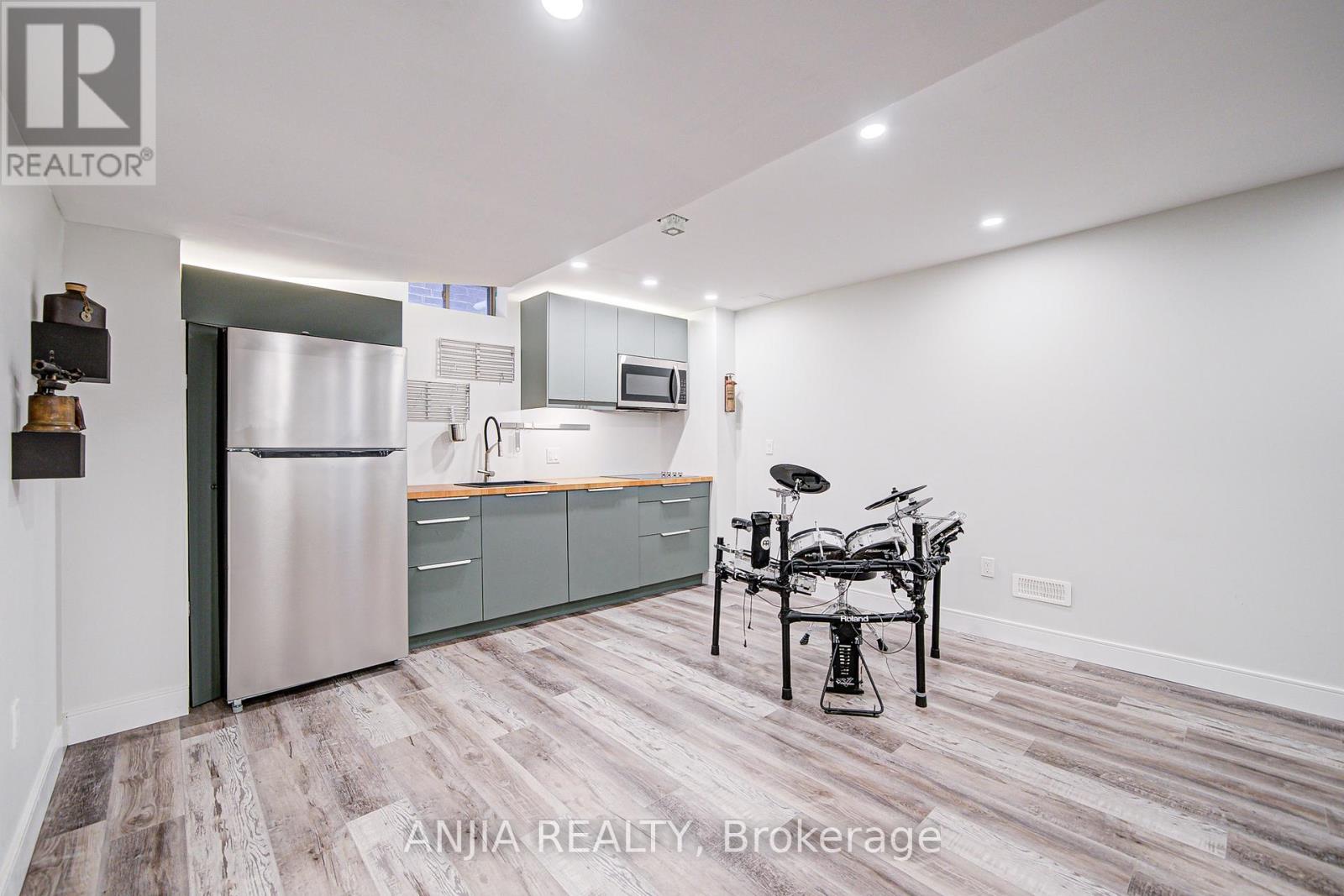 96 Brock Avenue, Markham, Ontario  L6C 0S7 - Photo 35 - N12456402