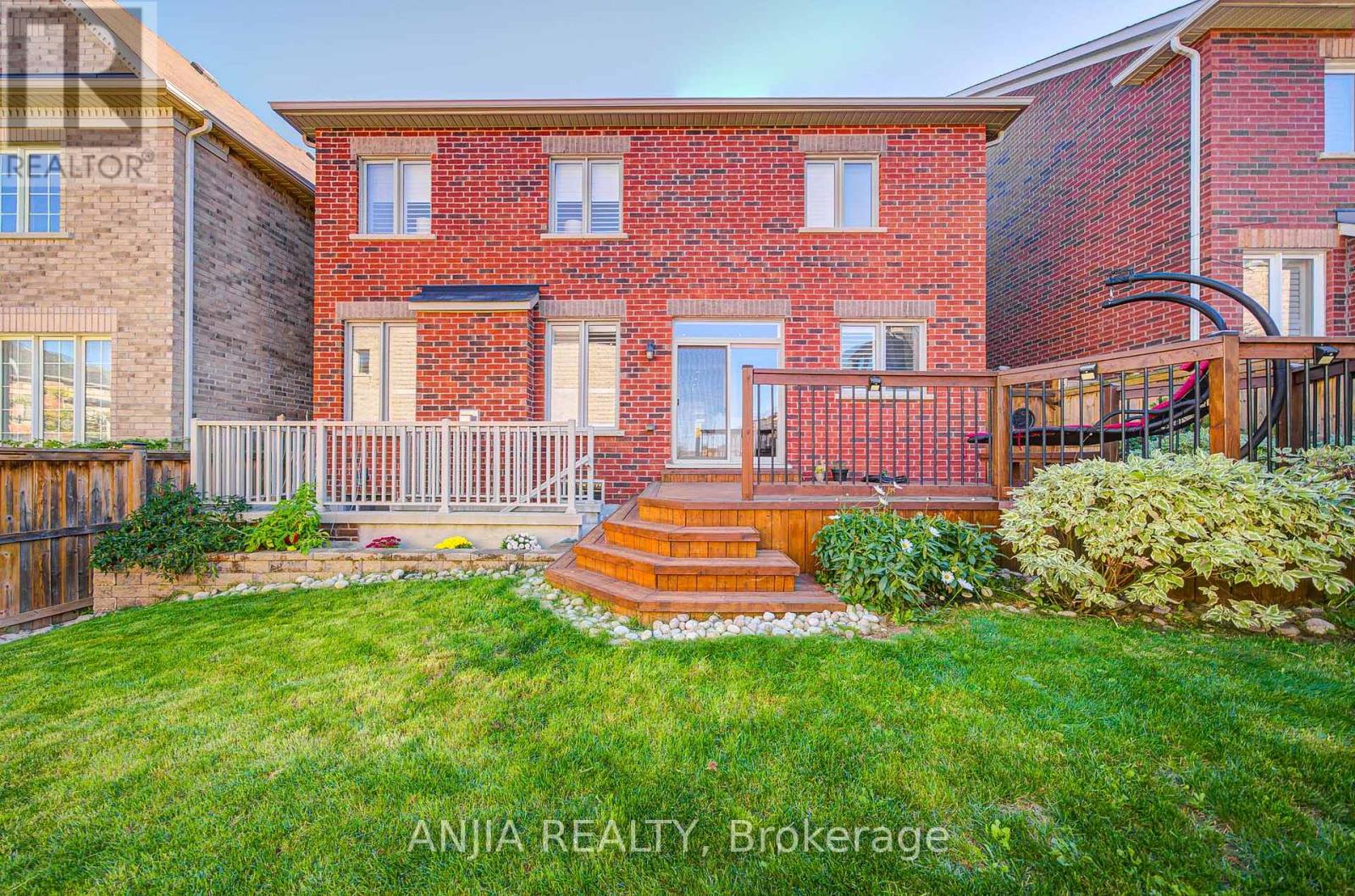 96 Brock Avenue, Markham, Ontario  L6C 0S7 - Photo 44 - N12456402
