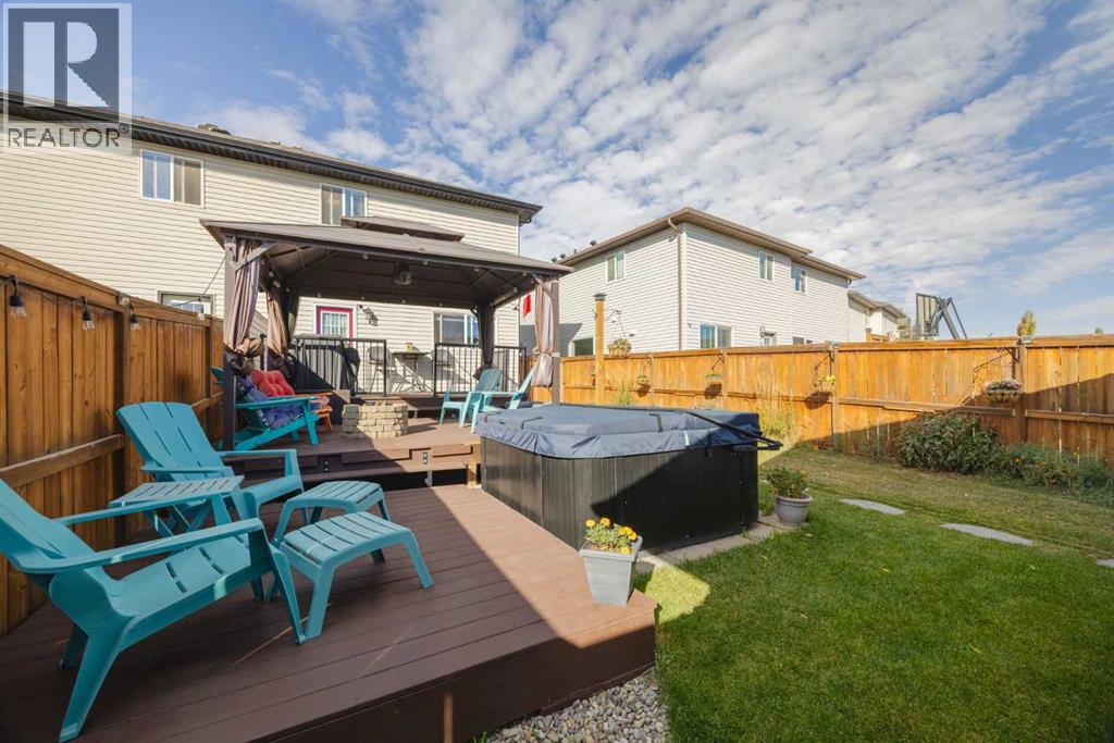 47 Luxstone Point Sw, Airdrie, Alberta  T4B 0H7 - Photo 35 - A2262970