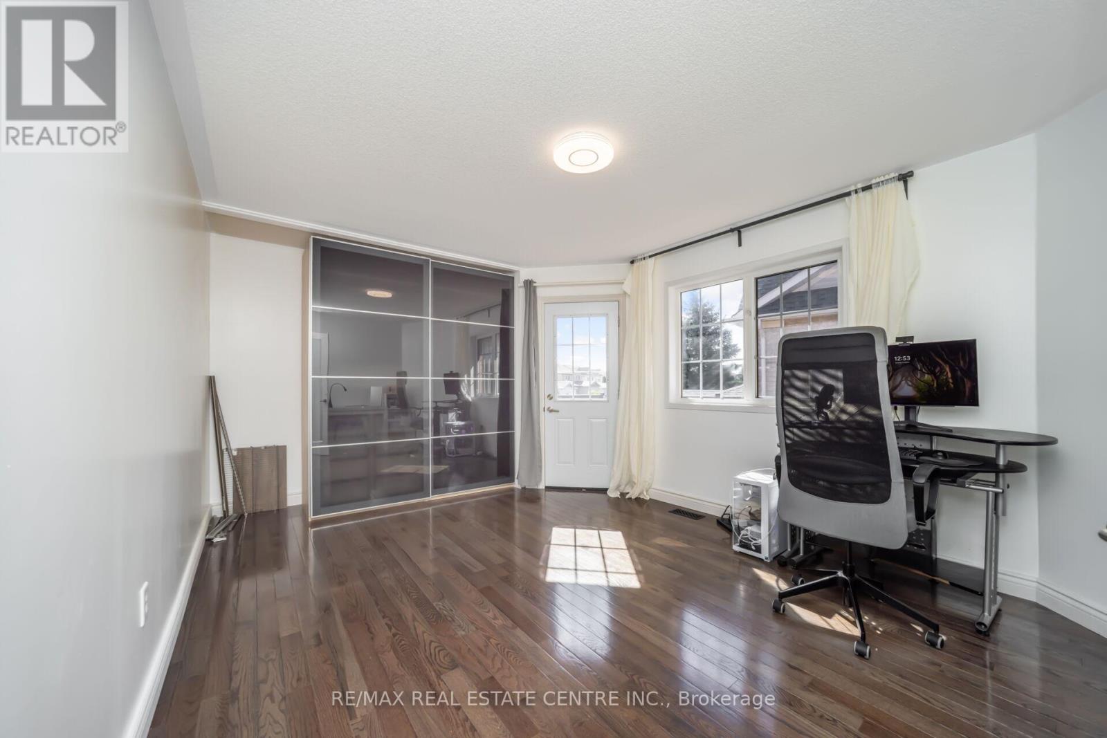 26 Porchlight Road, Brampton, Ontario  L6X 4S2 - Photo 30 - W12451775