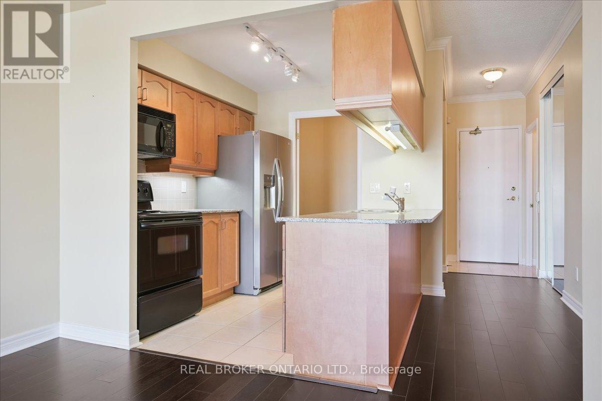 804 - 40 Old Mill Road, Oakville, Ontario  L6J 7W2 - Photo 15 - W12456222