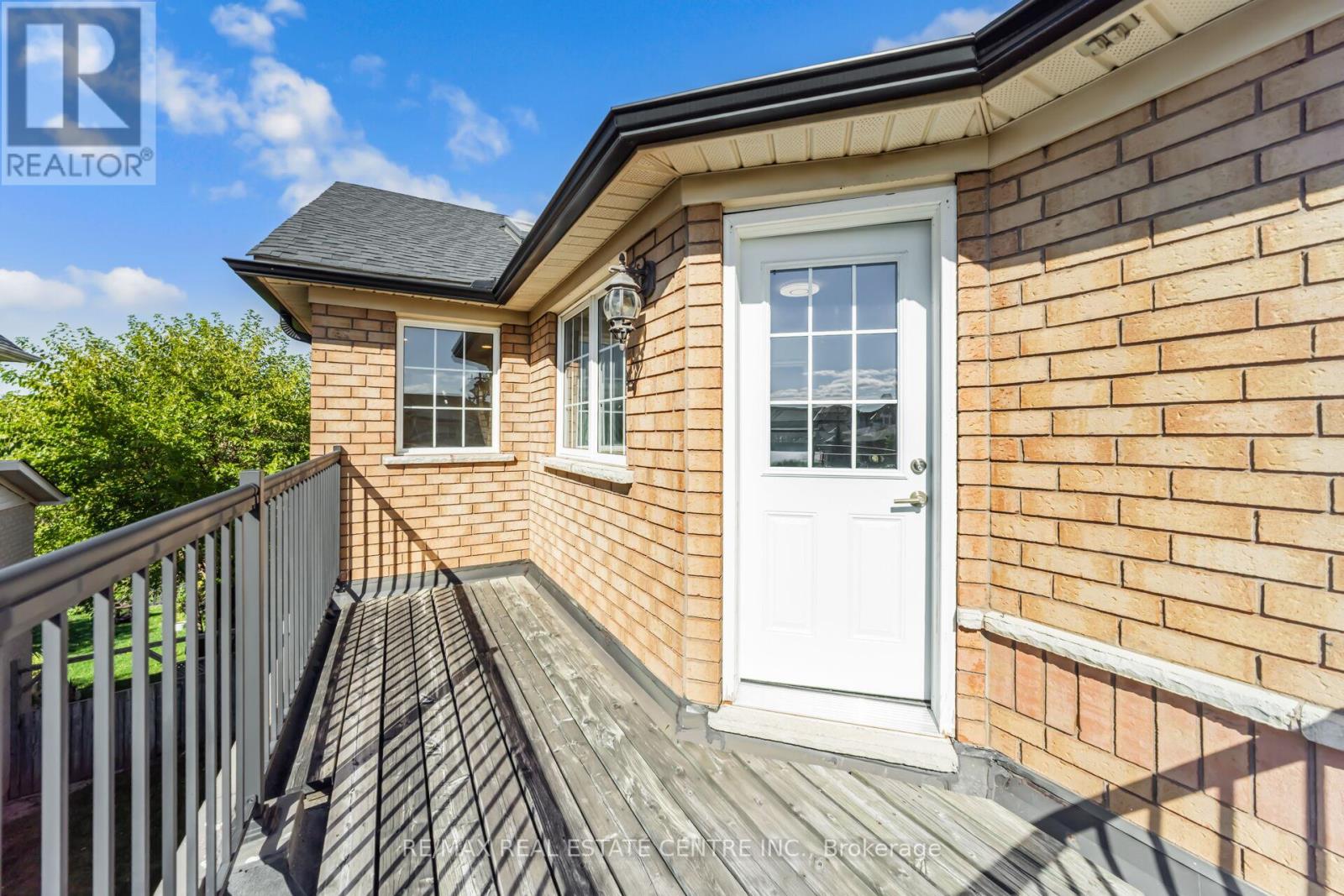 26 Porchlight Road, Brampton, Ontario  L6X 4S2 - Photo 32 - W12451775