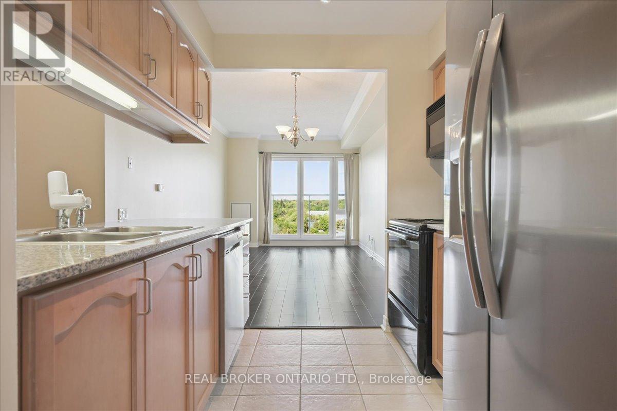 804 - 40 Old Mill Road, Oakville, Ontario  L6J 7W2 - Photo 14 - W12456222