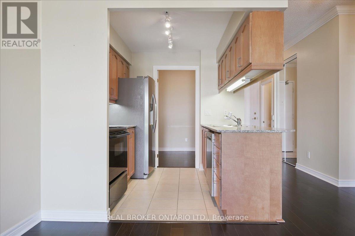 804 - 40 Old Mill Road, Oakville, Ontario  L6J 7W2 - Photo 16 - W12456222