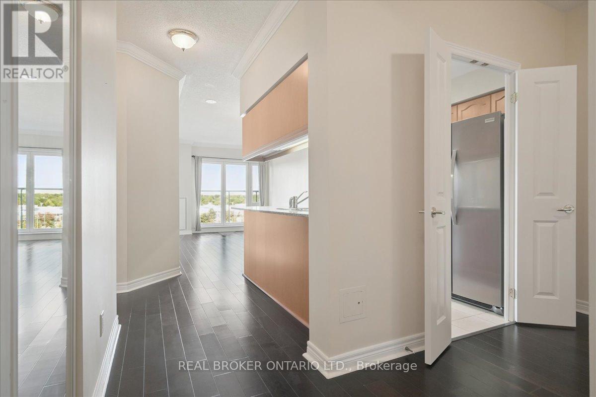804 - 40 Old Mill Road, Oakville, Ontario  L6J 7W2 - Photo 6 - W12456222