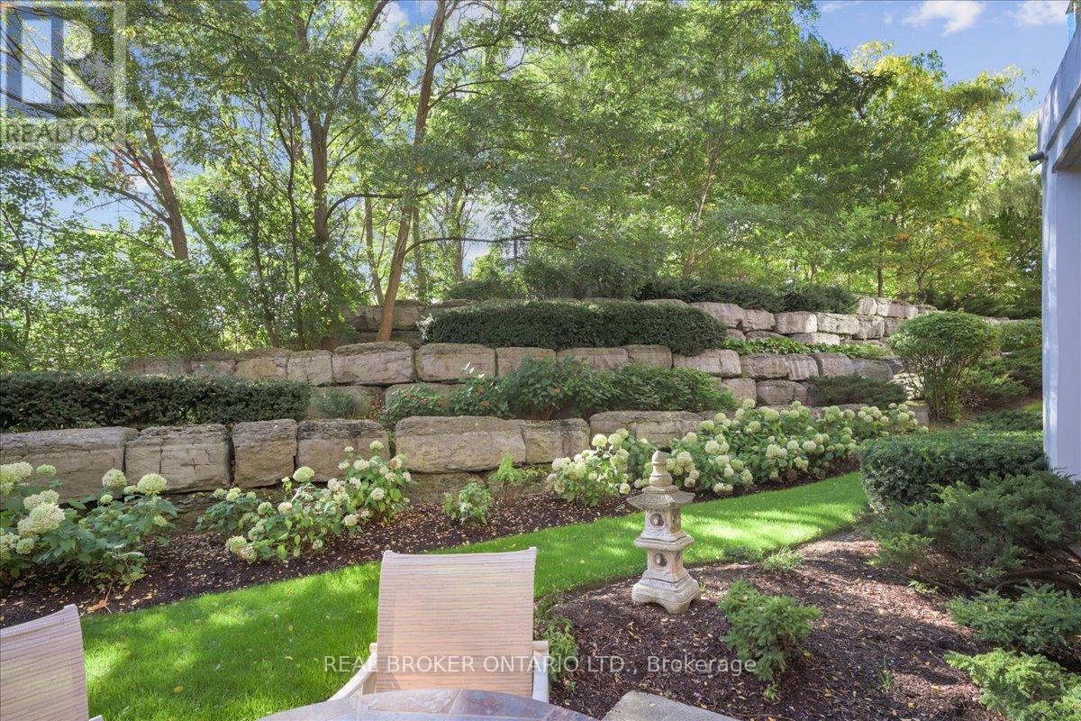 804 - 40 Old Mill Road, Oakville, Ontario  L6J 7W2 - Photo 40 - W12456222