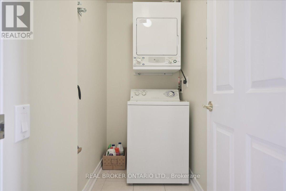 804 - 40 Old Mill Road, Oakville, Ontario  L6J 7W2 - Photo 7 - W12456222
