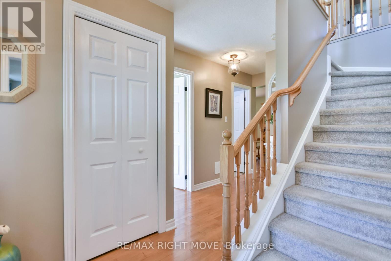 4043 Digby Drive, Severn, Ontario  L3V 0X4 - Photo 18 - S12456315