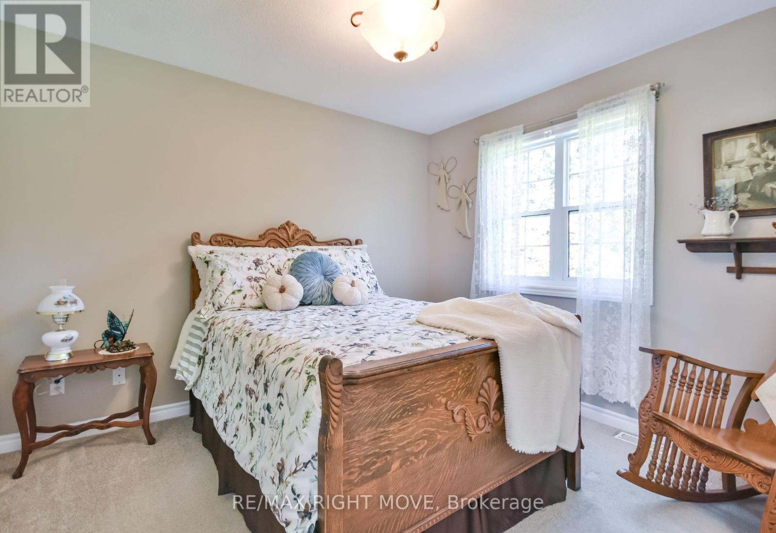 4043 Digby Drive, Severn, Ontario  L3V 0X4 - Photo 27 - S12456315