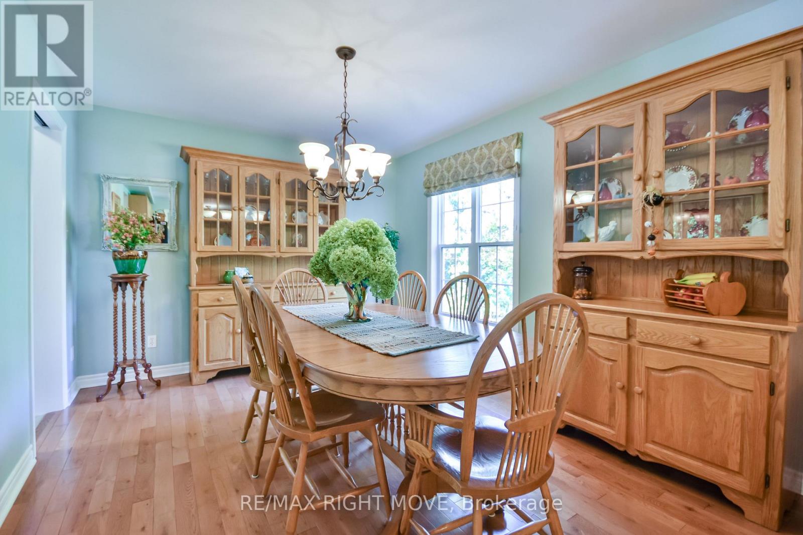 4043 Digby Drive, Severn, Ontario  L3V 0X4 - Photo 8 - S12456315
