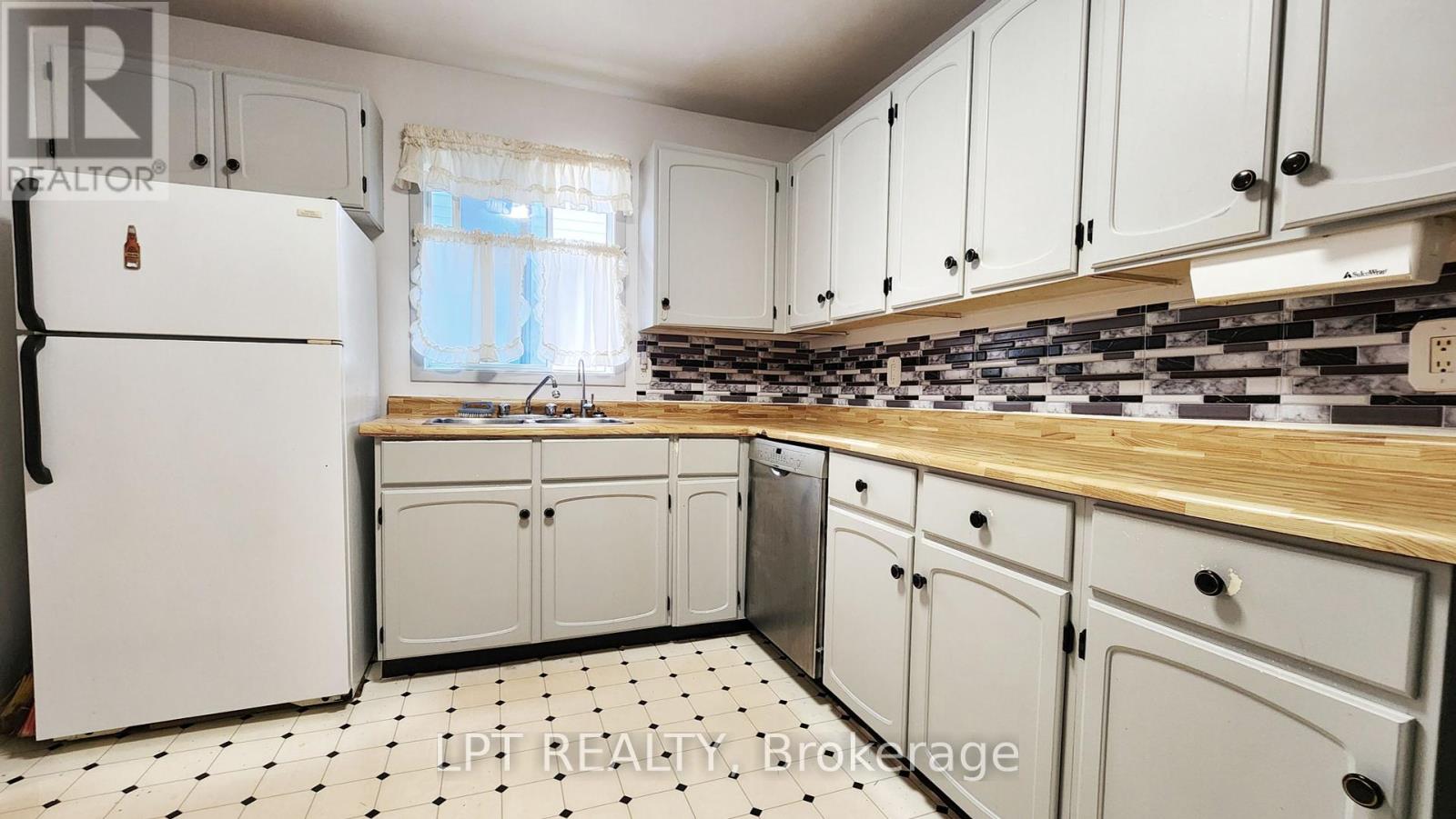 30 Mcconkey Place, Barrie, Ontario  L4N 6H1 - Photo 12 - S12456326