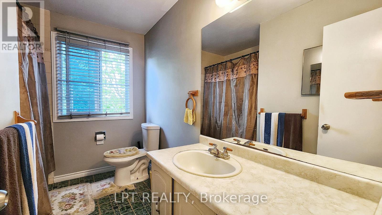 30 Mcconkey Place, Barrie, Ontario  L4N 6H1 - Photo 15 - S12456326