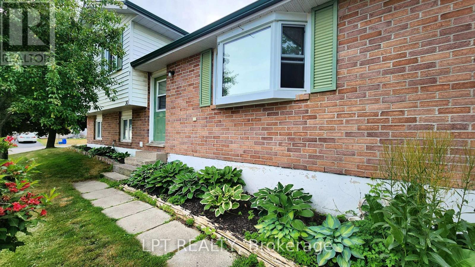 30 Mcconkey Place, Barrie, Ontario  L4N 6H1 - Photo 21 - S12456326