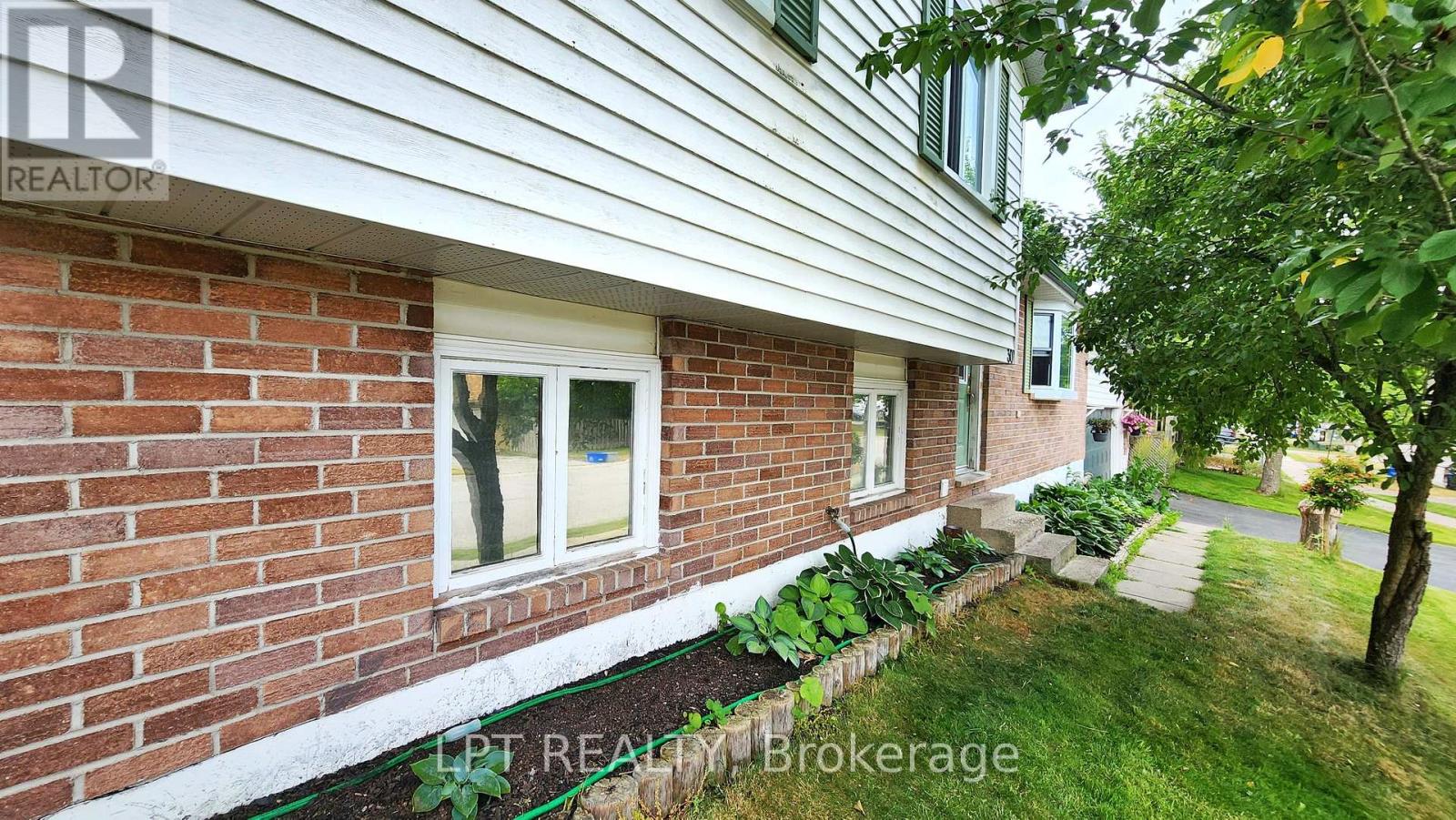 30 Mcconkey Place, Barrie, Ontario  L4N 6H1 - Photo 22 - S12456326