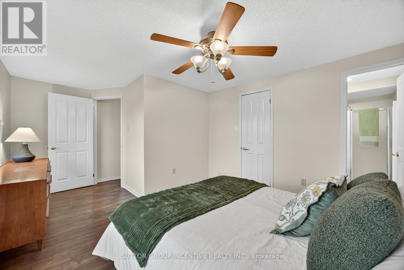 87 Irwin Drive, Barrie, Ontario  L4N 7A9 - Photo 27 - S12456358