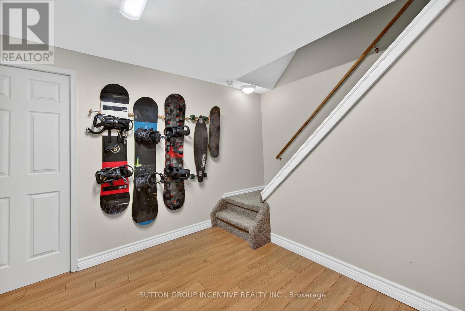 87 Irwin Drive, Barrie, Ontario  L4N 7A9 - Photo 34 - S12456358