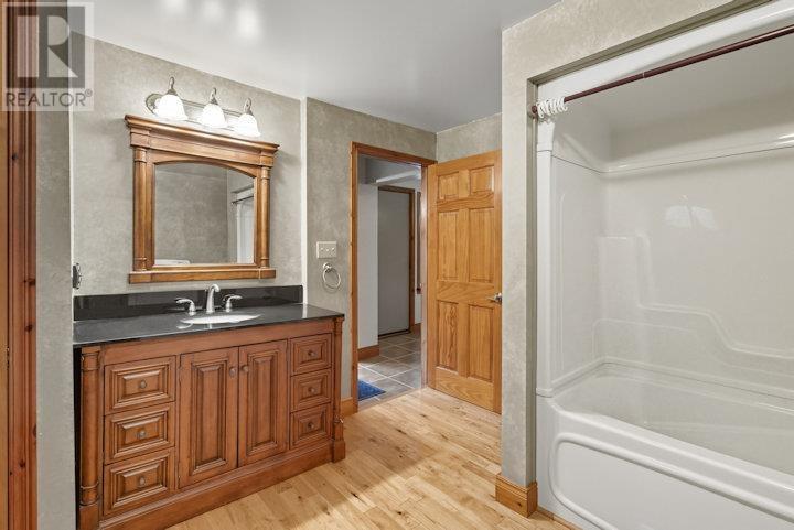 417 Granary Lake Rd, Blind River, Ontario  P0R 1B0 - Photo 11 - SM252744