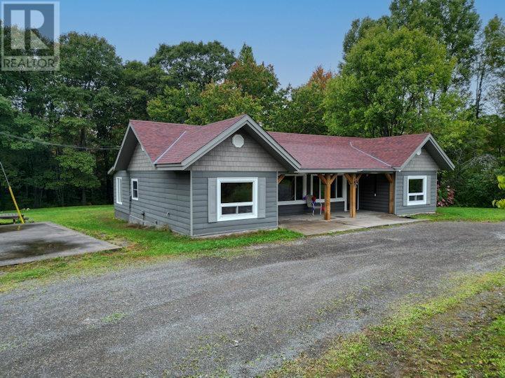 417 Granary Lake Rd, Blind River, Ontario  P0R 1B0 - Photo 3 - SM252744