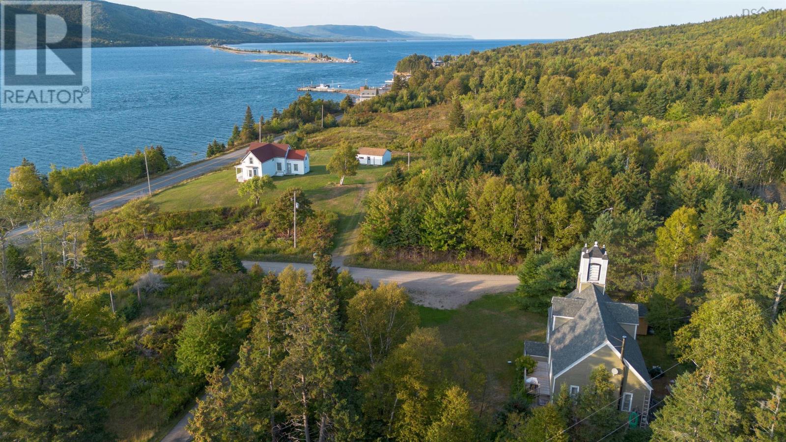 18 Kellys Lane, Englishtown, Nova Scotia  B0C 1H0 - Photo 3 - 202523878