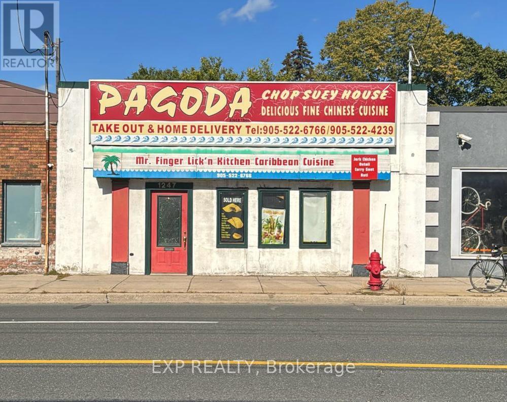 1247 MAIN STREET E, Hamilton, Ontario