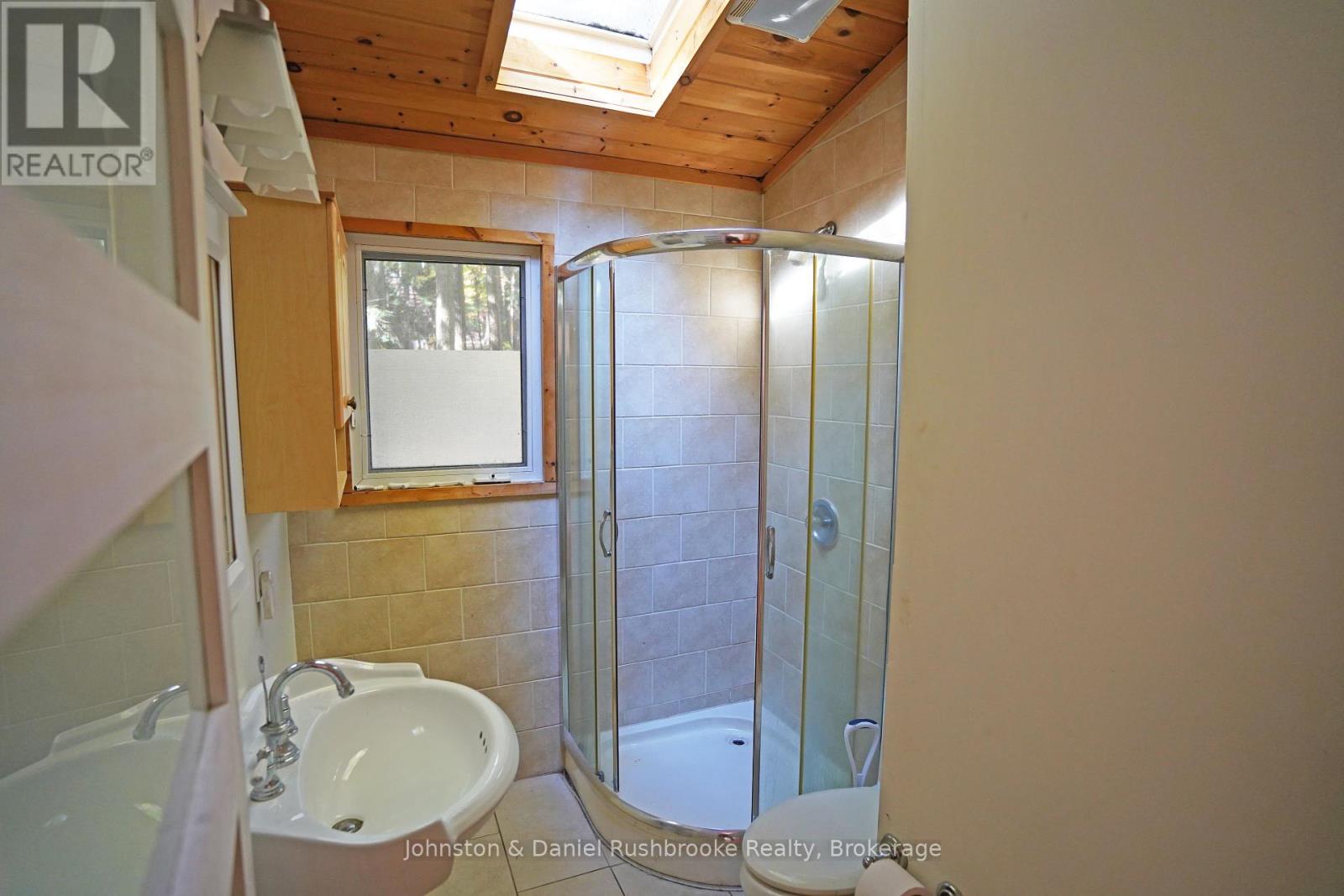 1127 Keeler Road, Muskoka Lakes (Wood (Muskoka Lakes)), Ontario  P0C 1M0 - Photo 9 - X12456494