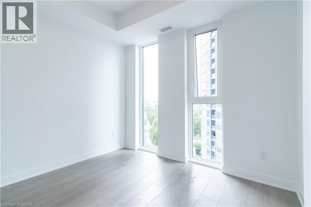 25 Wellington Street S Unit# 1804, Kitchener, Ontario  N2G 0G5 - Photo 16 - 40772241