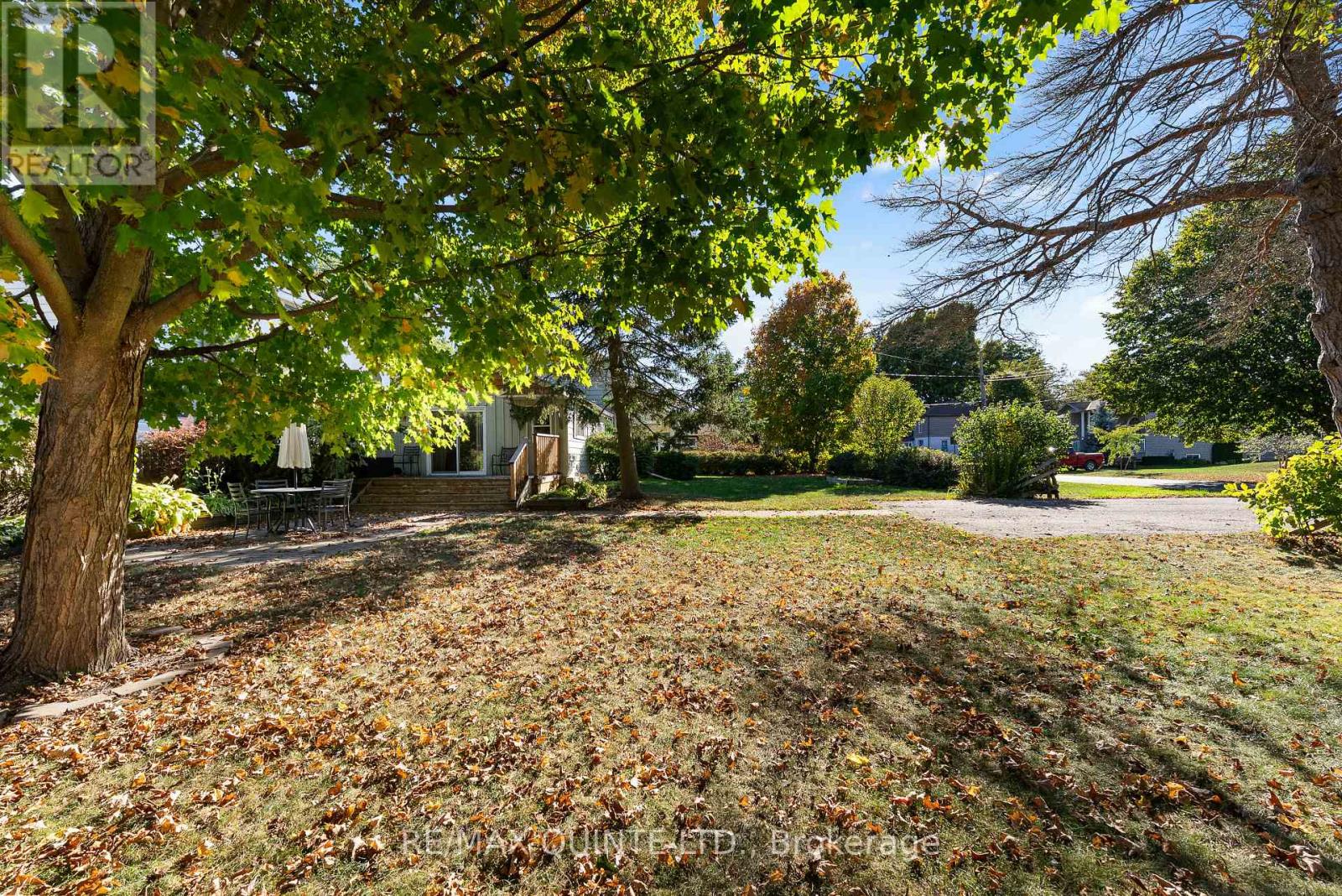 22 Maple Avenue, Prince Edward County (Picton Ward), Ontario  K0K 2T0 - Photo 32 - X12456462