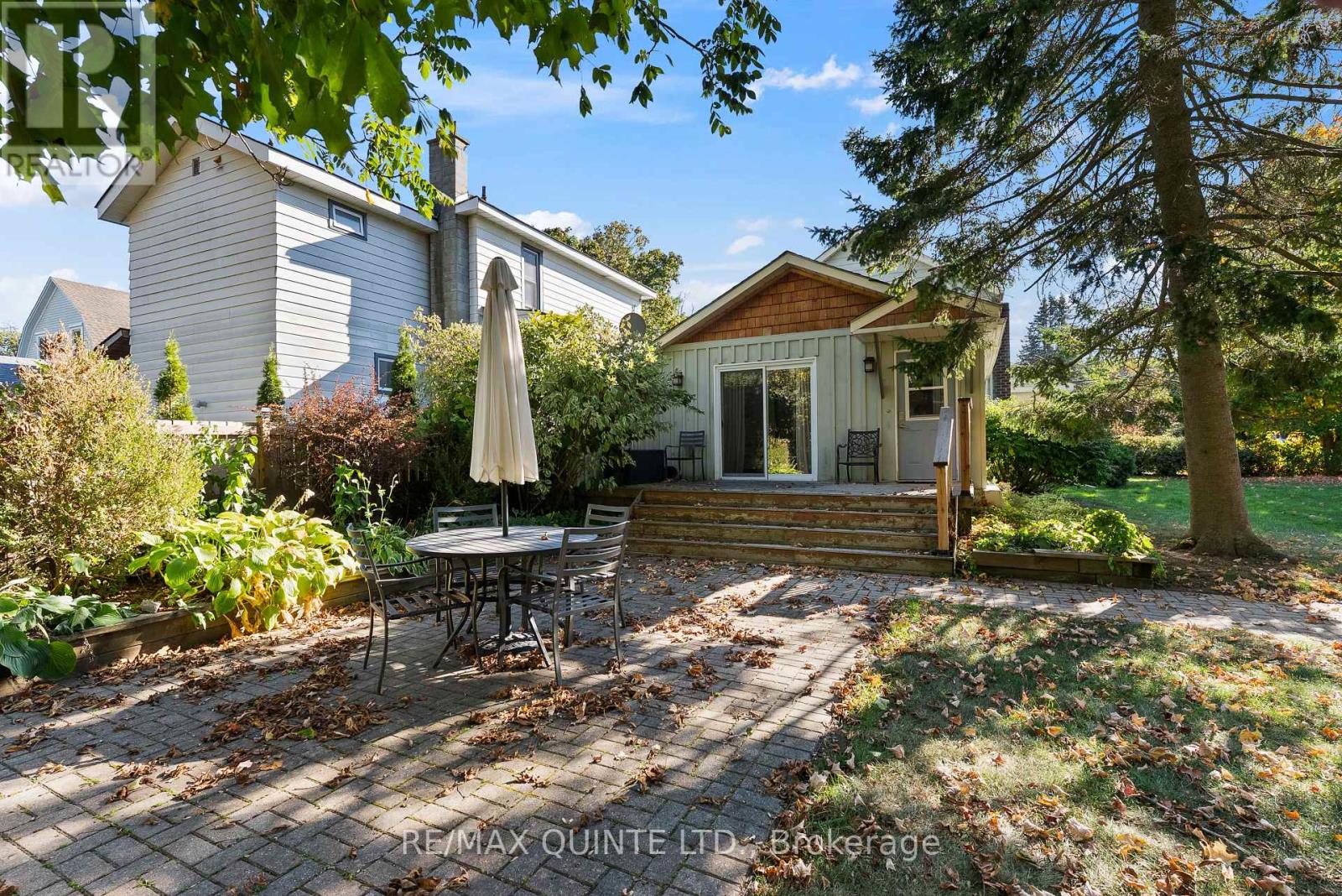 22 Maple Avenue, Prince Edward County (Picton Ward), Ontario  K0K 2T0 - Photo 34 - X12456462