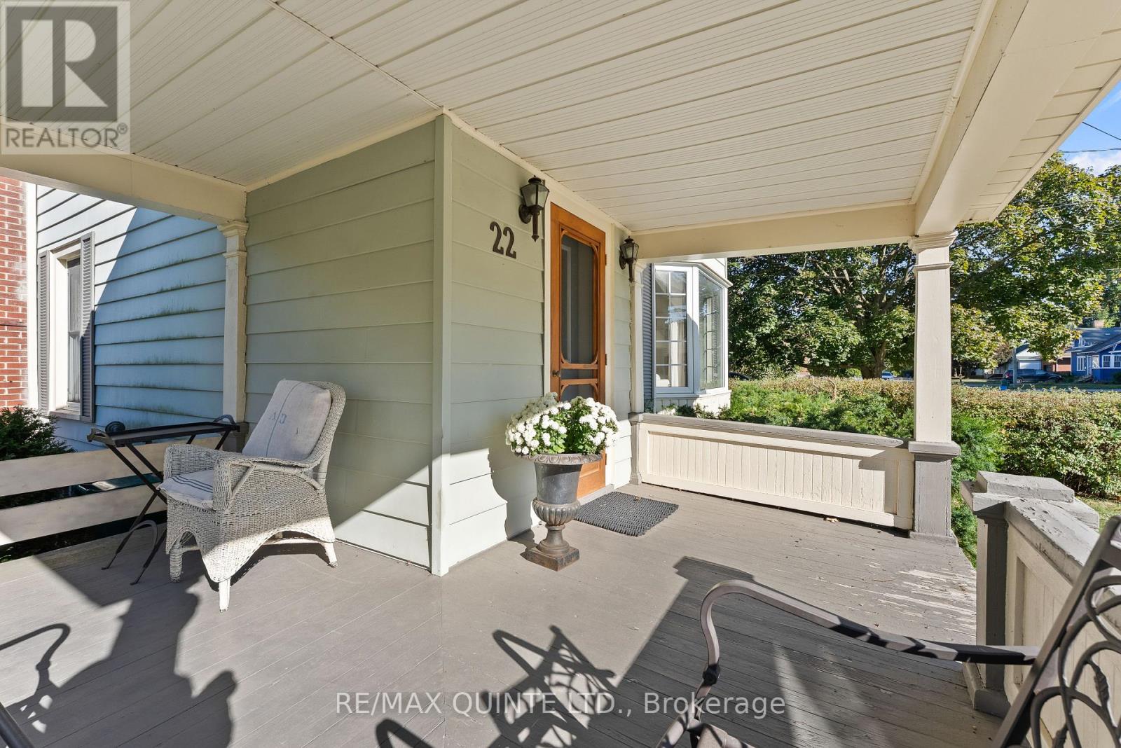 22 Maple Avenue, Prince Edward County (Picton Ward), Ontario  K0K 2T0 - Photo 4 - X12456462