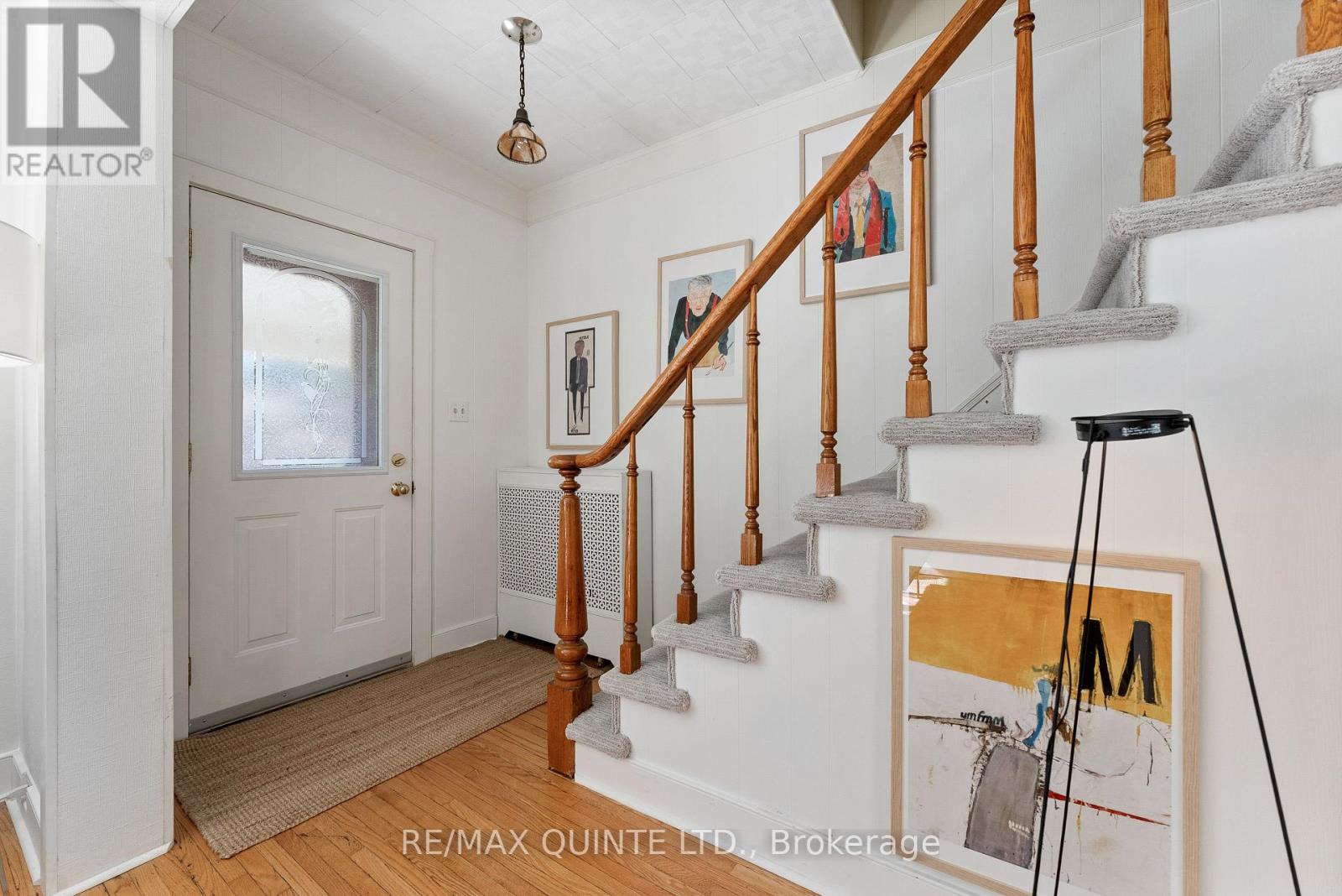 22 Maple Avenue, Prince Edward County (Picton Ward), Ontario  K0K 2T0 - Photo 5 - X12456462
