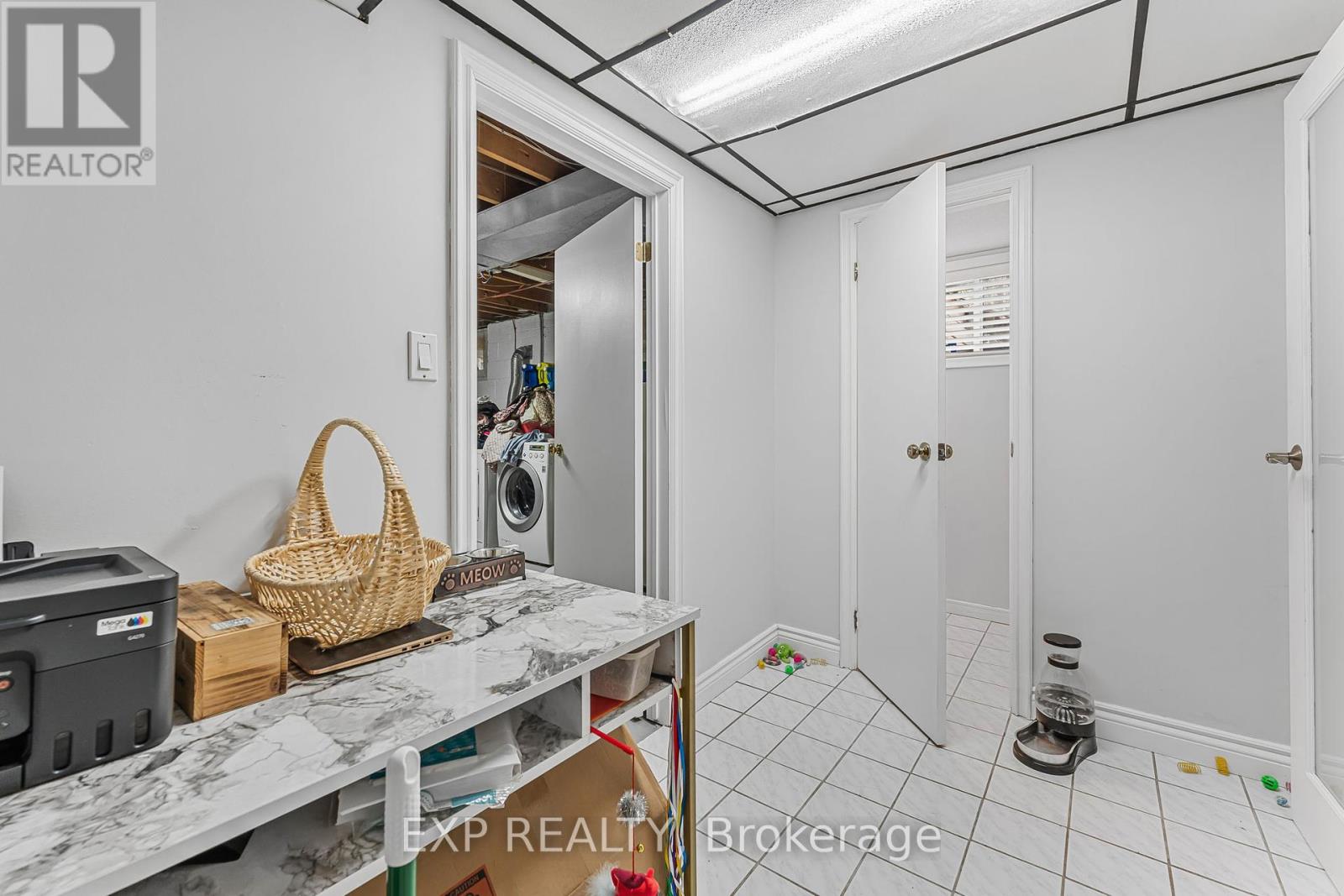611 Pinegrove Road, Oakville, Ontario  L6K 2C5 - Photo 21 - W12456286