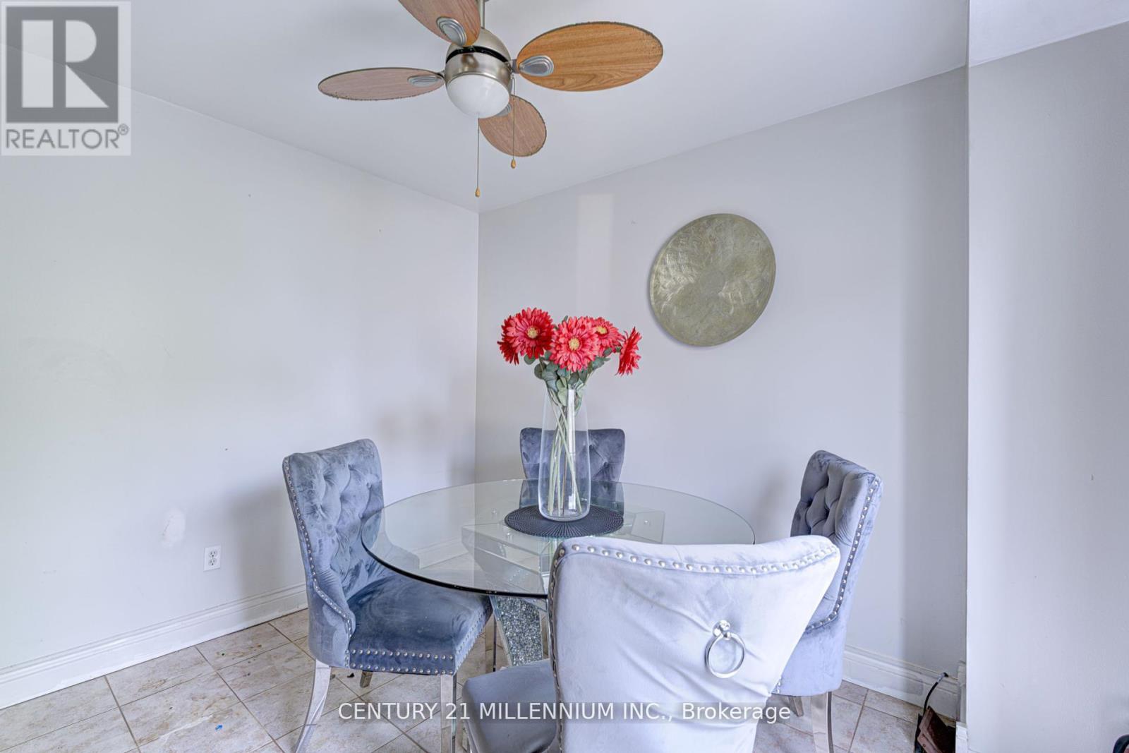 16 Zebra Trail, Brampton, Ontario  L6R 2J2 - Photo 15 - W12456302