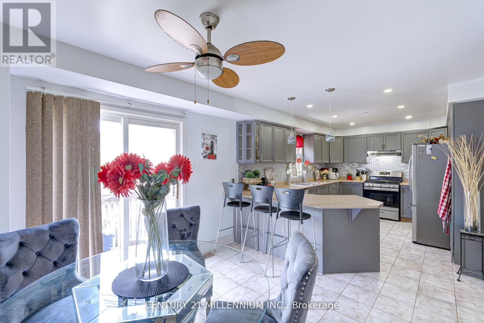 16 Zebra Trail, Brampton, Ontario  L6R 2J2 - Photo 16 - W12456302