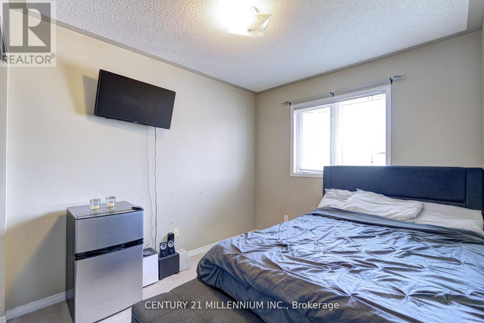 16 Zebra Trail, Brampton, Ontario  L6R 2J2 - Photo 23 - W12456302