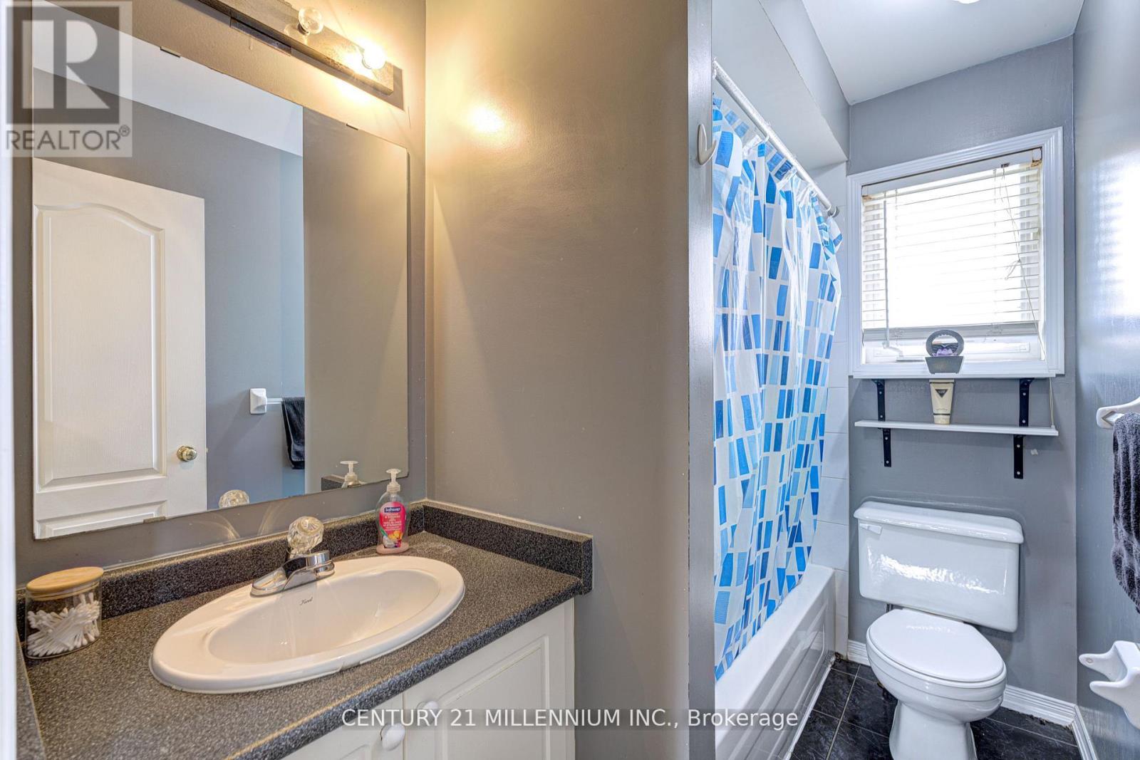 16 Zebra Trail, Brampton, Ontario  L6R 2J2 - Photo 24 - W12456302