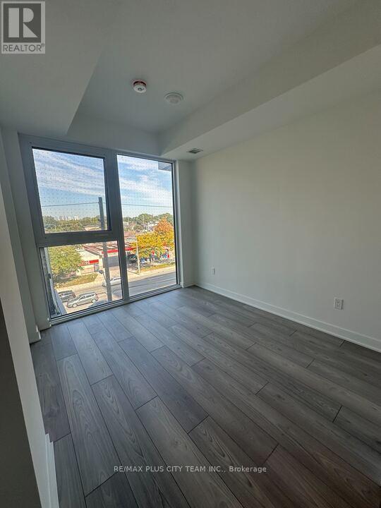 302 - 1007 The Queensway, Toronto, Ontario  M8Z 0C6 - Photo 6 - W12456323