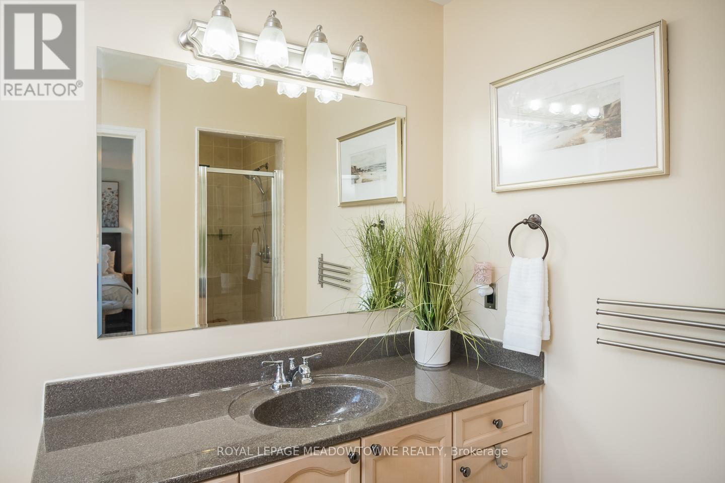 701 Thompson Road S, Milton, Ontario  L9T 5W8 - Photo 23 - W12456331